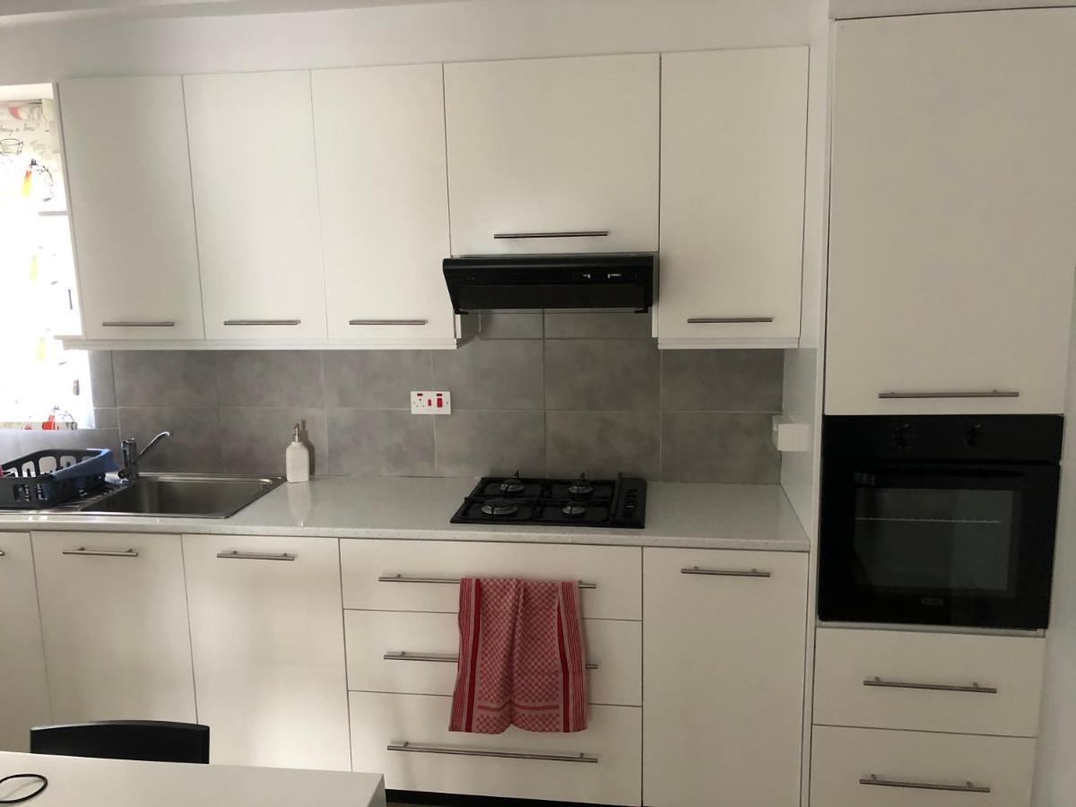 Iflat Apartamento Limassol Exterior foto